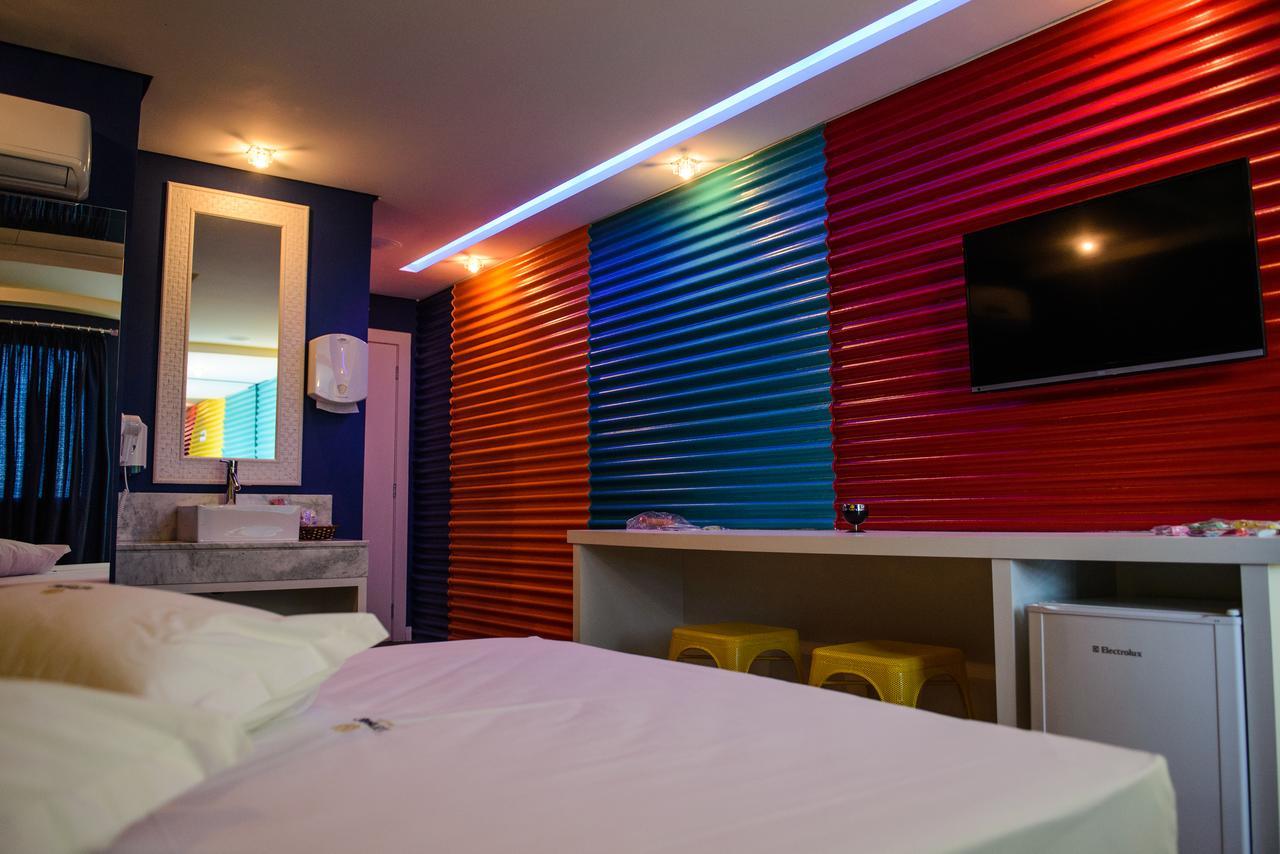 Love hotel Le Parc 3*